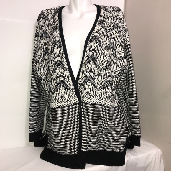 Love&Legend B&W Chunky Cable Knit Wrap Cardigan - Picture 2 of 10